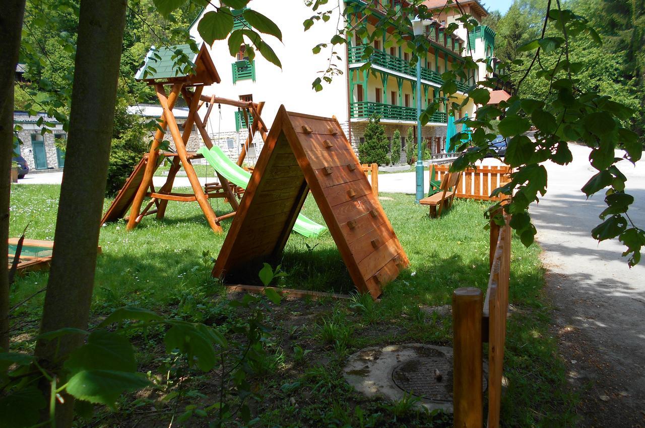 Bakony Hotel Bakonybél 외부 사진